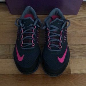 Nike Shoes - Nikes Nike Shoes - Nikes